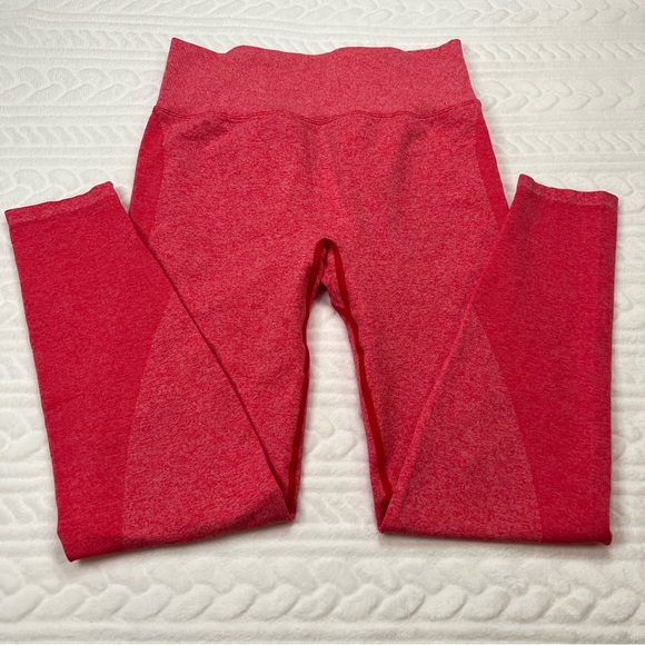 VS Pink - Womans Cherry Red High Waisted Seamless Yoga pants/leggings - Picture 1 of 9